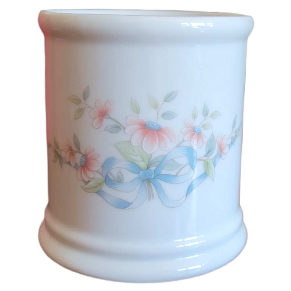 Vtg Princess House Porcelain Canister Jar Container Floral Pastels - Picture 2 of 5